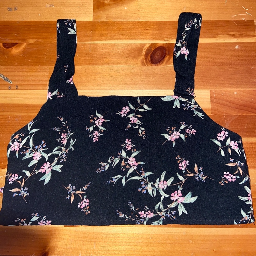 American eagle crop top